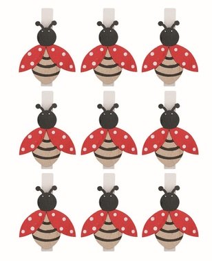 Beruška dřevěná 3 x 3,5 x 0,3 cm na kolíčku, 6 ks v sáčku